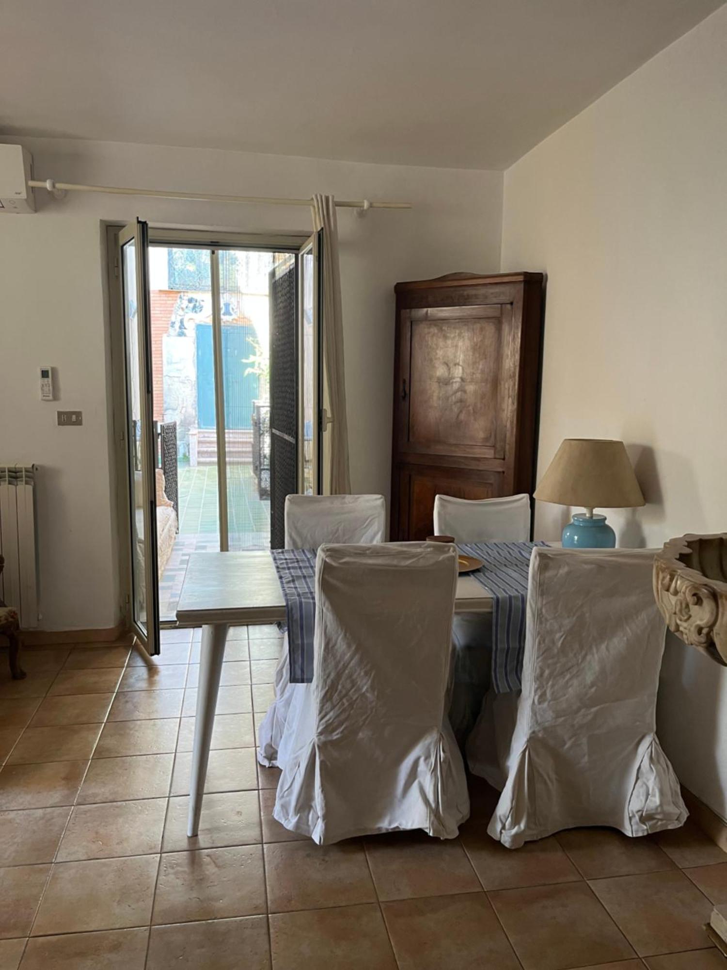 A Casa Del Console Apartment มอนเดลโล ภายนอก รูปภาพ